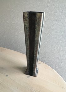 11. slank vase i keramik , reto look 